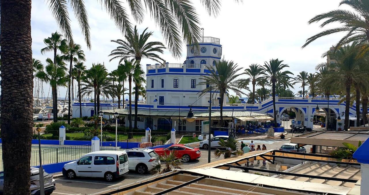 Estepona Puerto Exterior photo